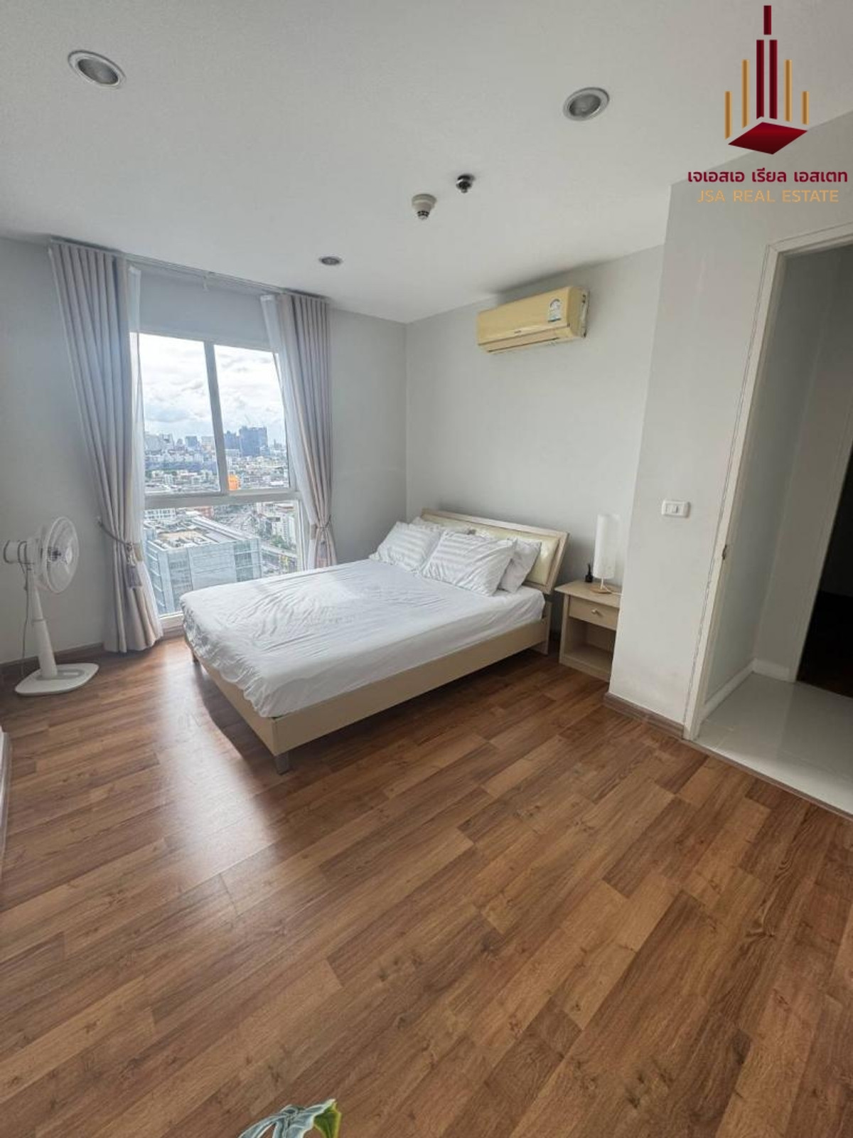✨ For Sale: The Mark Ratchada - Airport Link Condo ✨ 💰 ONLY 4,320,000 THB