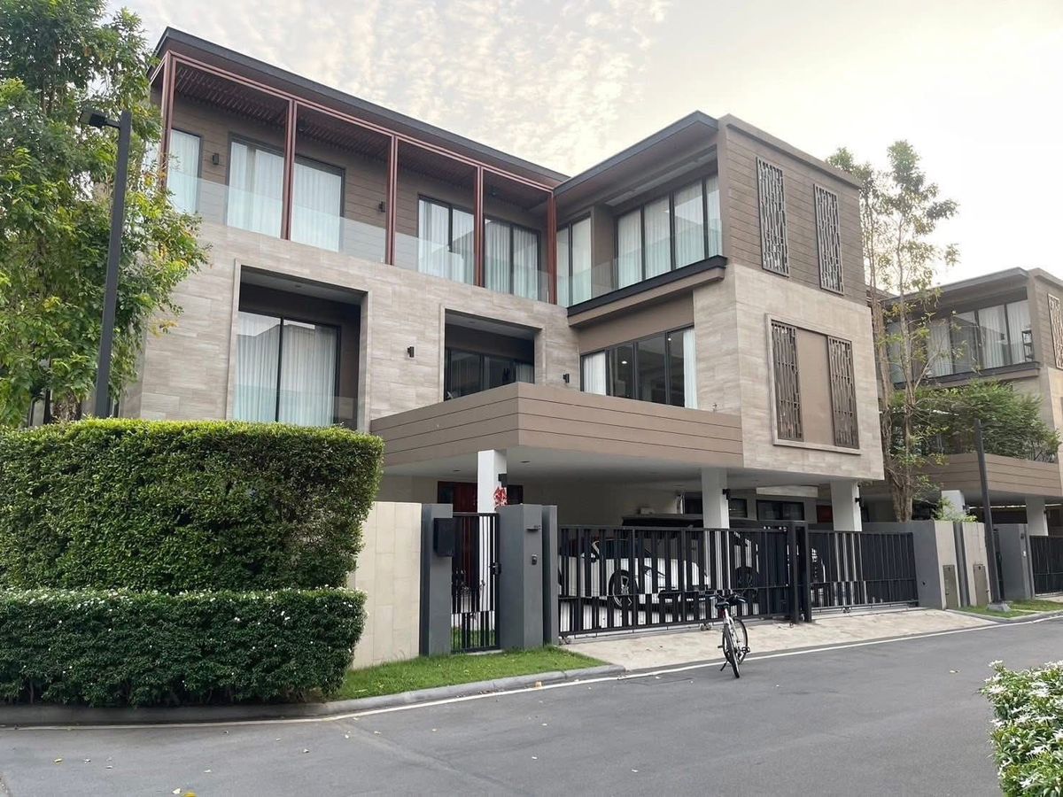 Rent Vana Residence Rama 9 - Srinakarin