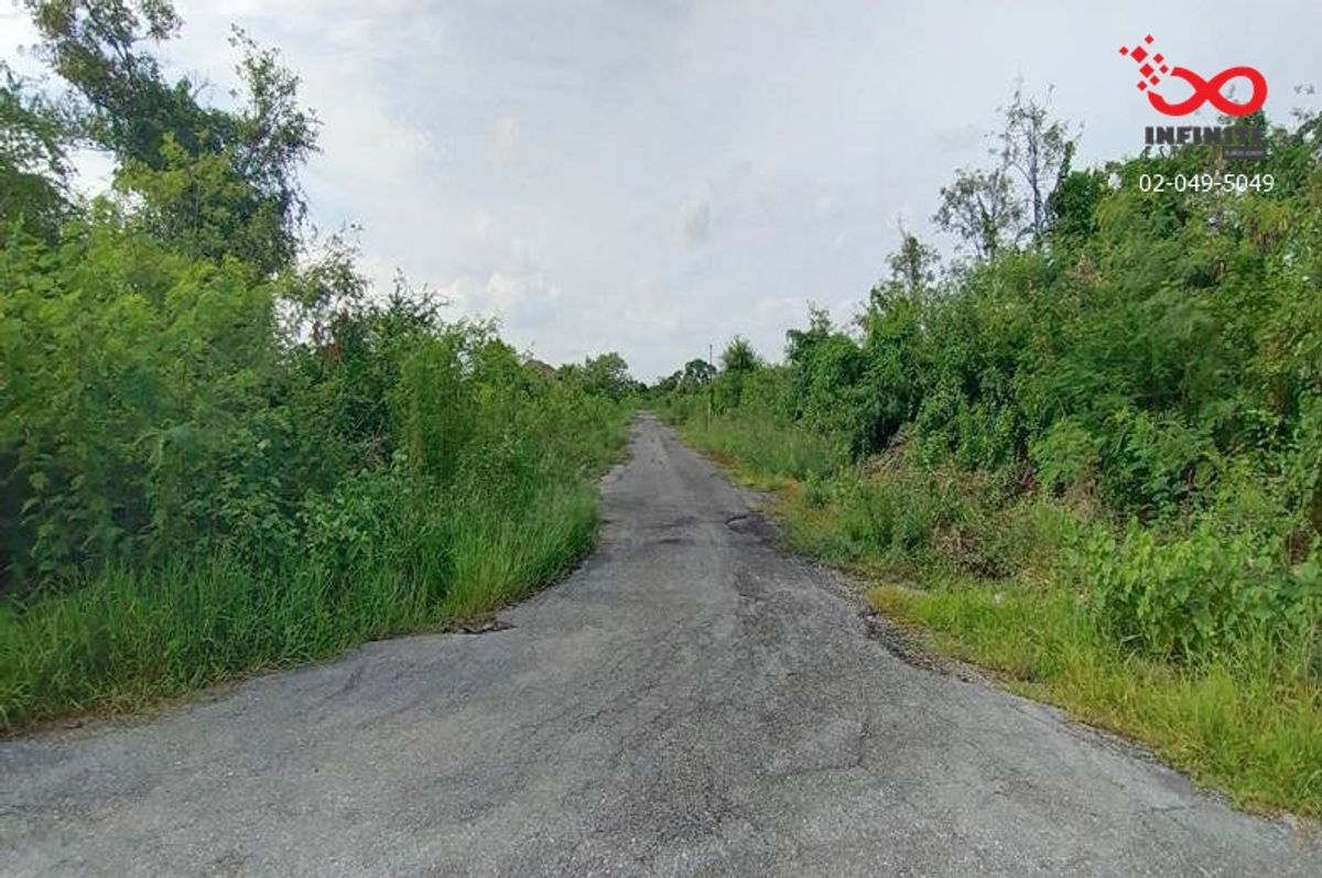 Sell 207 square wah of land on Bang Pu Golf and Sport Golf Course Below the appraised value Sell 207 square wah of land on Bang Pu Golf and Sport Golf Course Below the appraised value