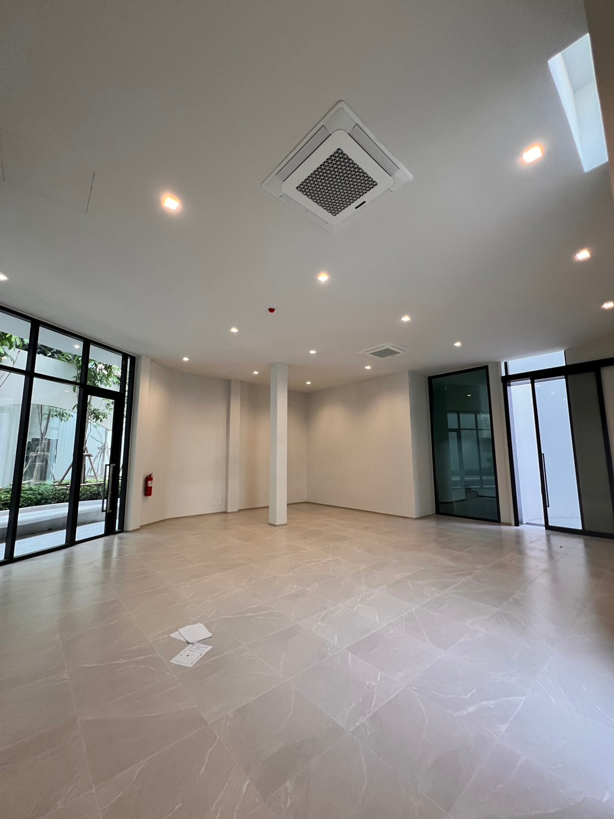 For rent / sale, shop, good location, Cobe Kaset–Sripatum 🔥 Potential location, close to universities and community areas.