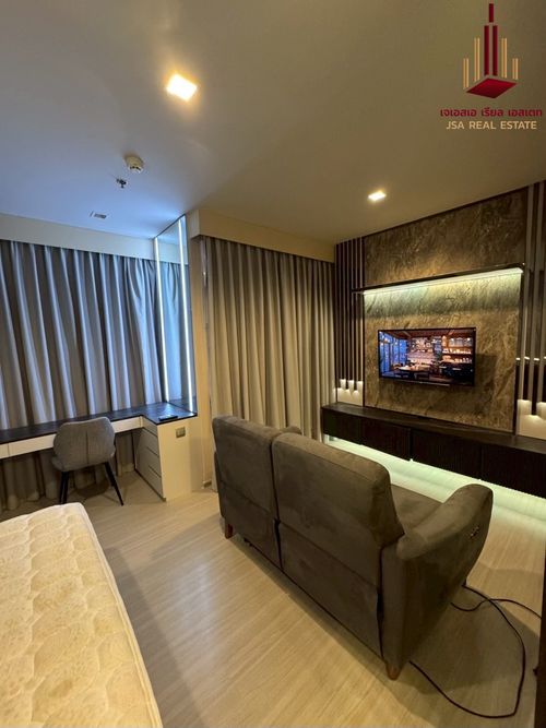  ✨ For Sale: Life Asoke - Rama 9 Condo ✨ 💰 Only 3,590,000 THB