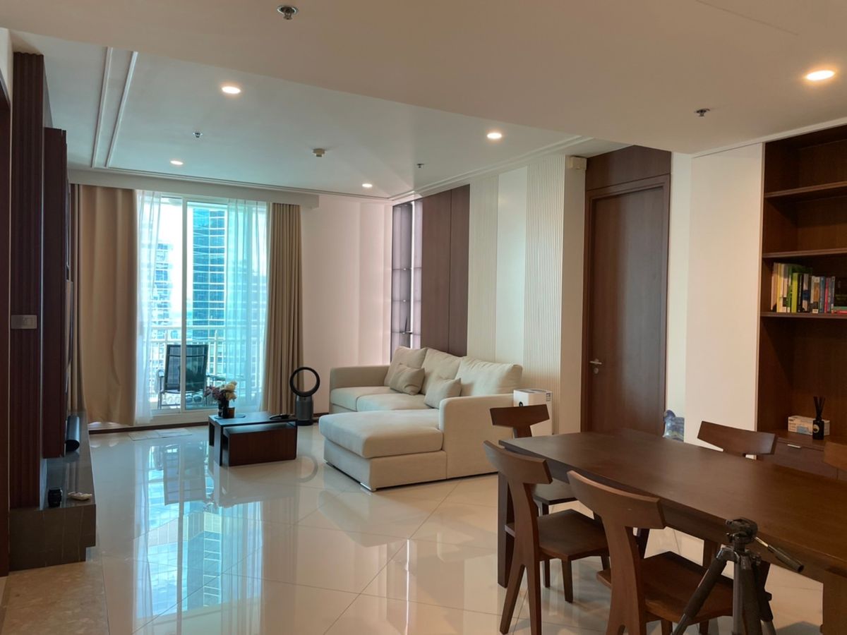 ✨ Sale : The Empire Place ✨ 💰 Only 20,500,000 THB