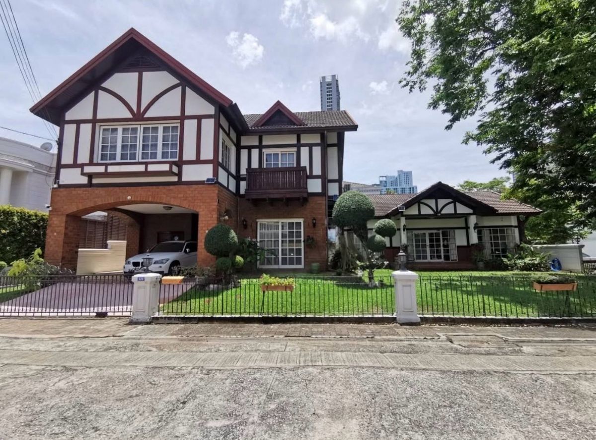 🏡 ขายบ้านเดี่ยวสไตล์อังกฤษ แปลงหัวมุม ใจกลางสุขุมวิท ใกล้ BTS อ่อนนุช เพียง 5 นาที! 🏡 ขายบ้านเดี่ยวสไตล์อังกฤษ แปลงหัวมุม ใจกลางสุขุมวิท ใกล้ BTS อ่อนนุช เพียง 5 นาที!