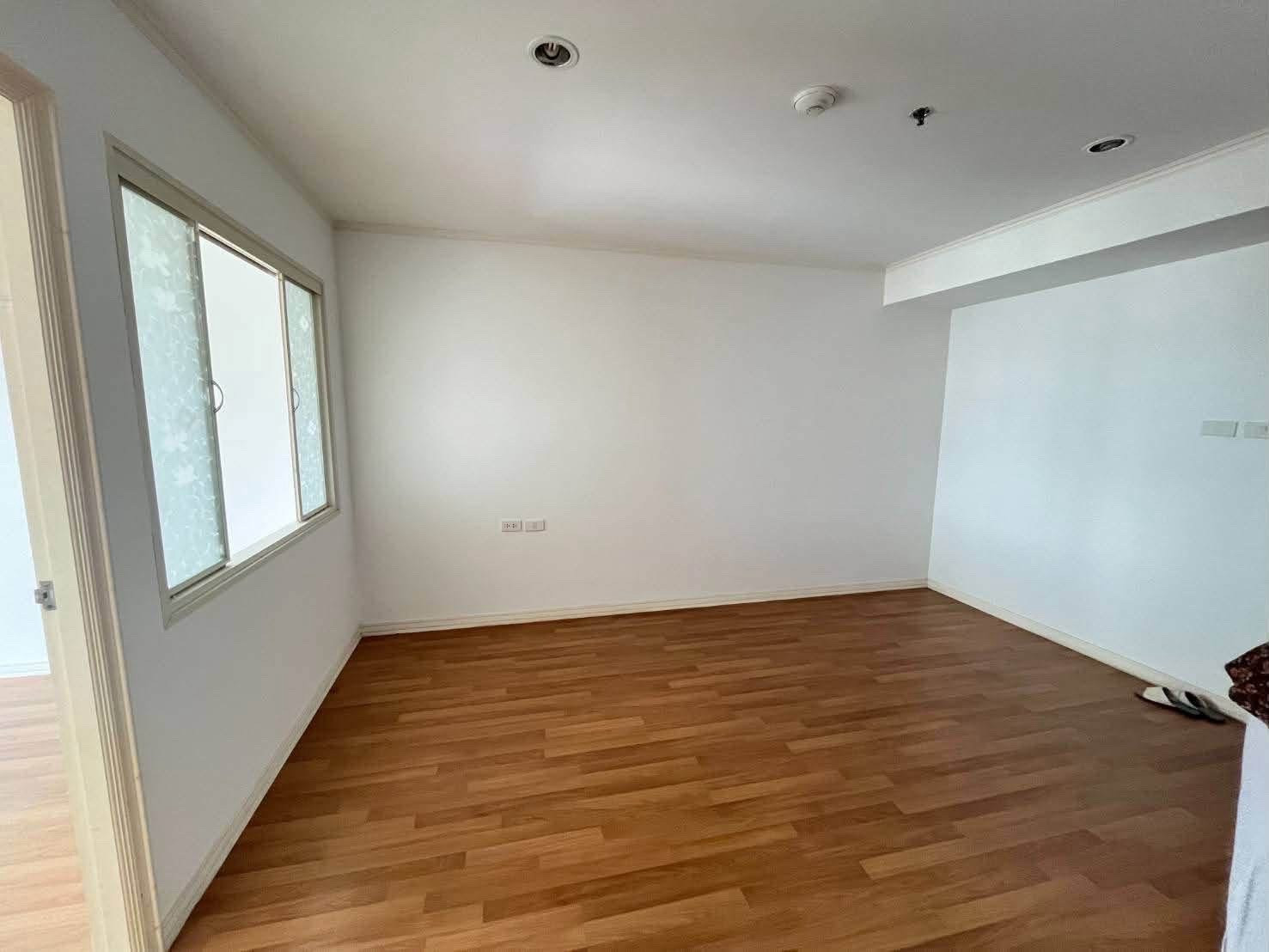 Condo for sale Lumpini Place Pinklao