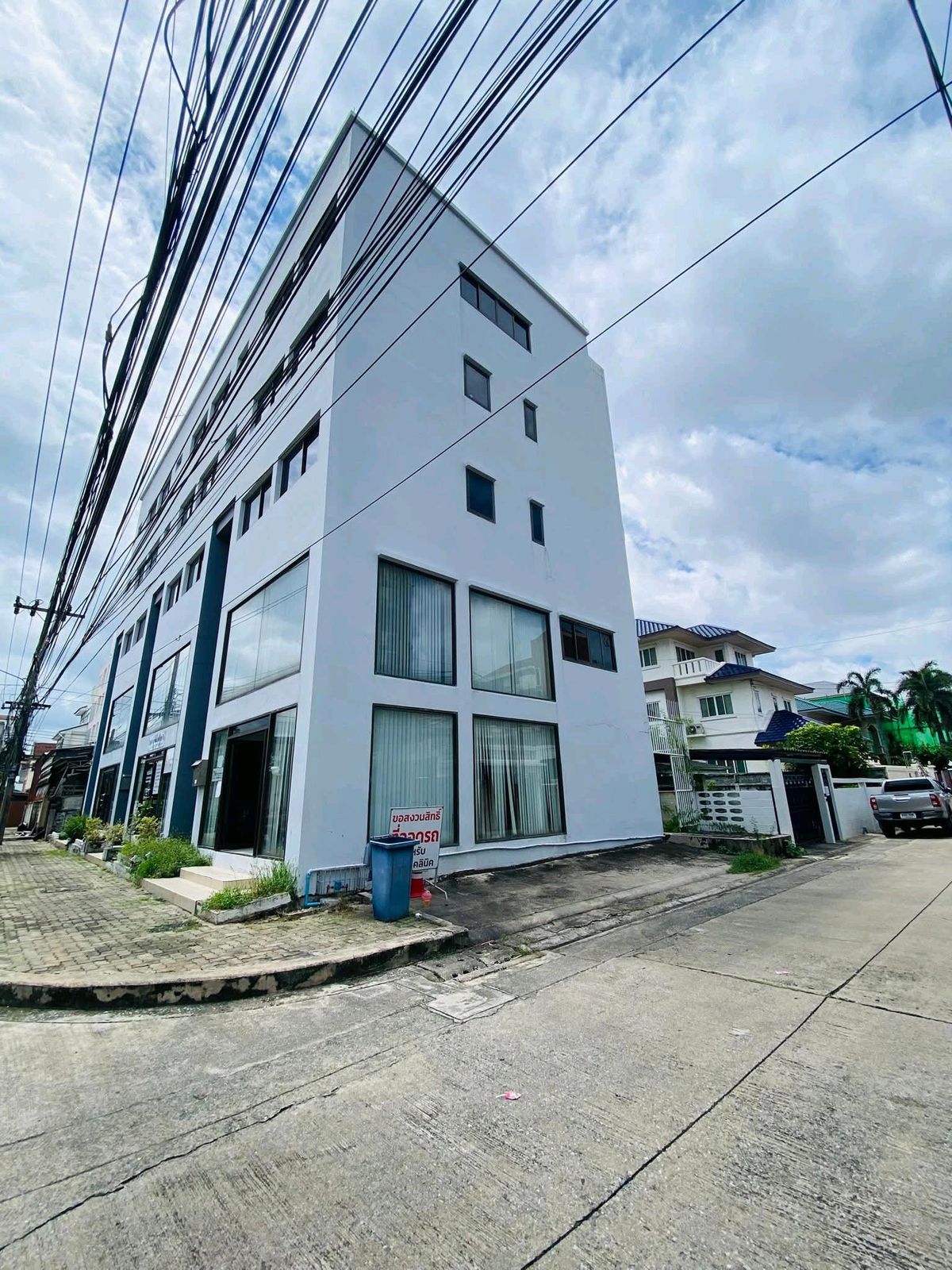 🚩Home office for sale Rama 9 Soi 604 and a half floors, corner plot, great price ✅️ 🚩Home office for sale Rama 9 Soi 604 and a half floors, corner plot, great price ✅️