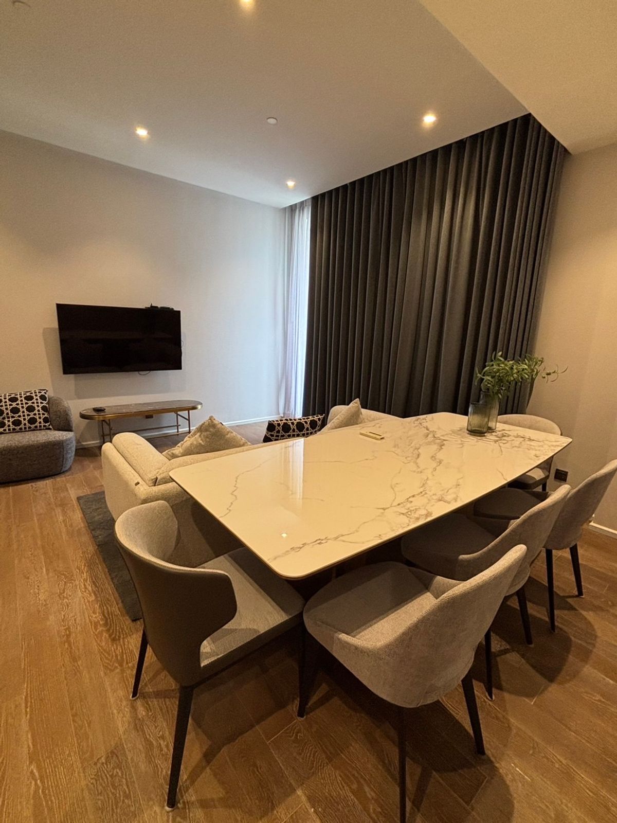 MUNIQ LANGSUAN - RENT @BTS Ploenchit - 2 bed 2 Bath - 86 Sqm - 110,000 THB Negotiable - (No Pet Allowed) – รูปที่ 3