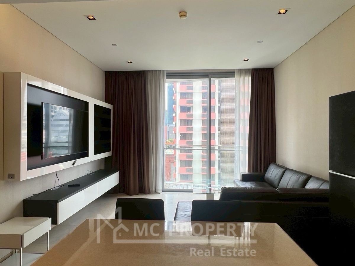 Saladaeng residence 2 bedroom 93sqm no block view for sale only 21Mb please contact 0816878954