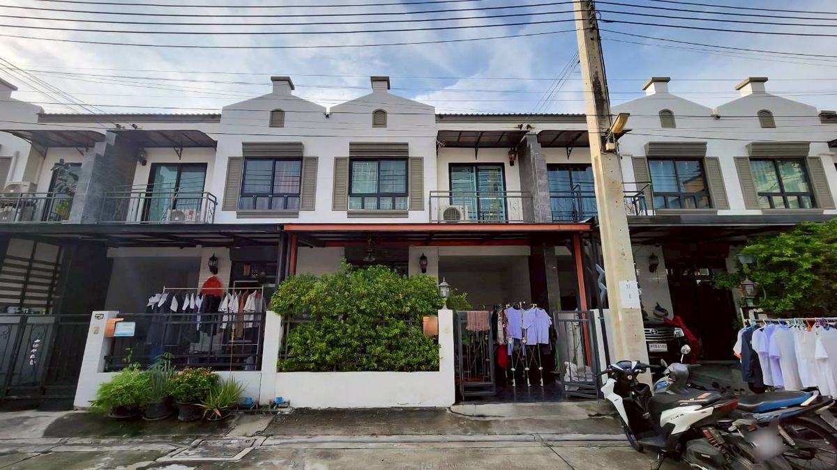 ขายทาวน์เฮ้าส์ 2 ชั้น 16.8 ตรว. 3 นอน 2 น้ำ สวย Premier Grand สุขุมวิท-ปู่เจ้า สมุทรปราการ ขายทาวน์เฮ้าส์ 2 ชั้น 16.8 ตรว. 3 นอน 2 น้ำ สวย Premier Grand สุขุมวิท-ปู่เจ้า สมุทรปราการ