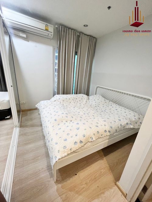 ✨ For  Rent: Noble Revolve Ratchada Condo ✨  💰 Only 30,000 THB/month