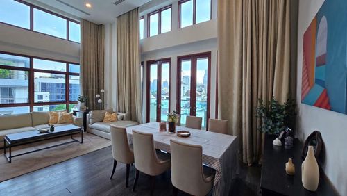 Luxury Condo For rent The Crest Ruamrudee, Bangkok