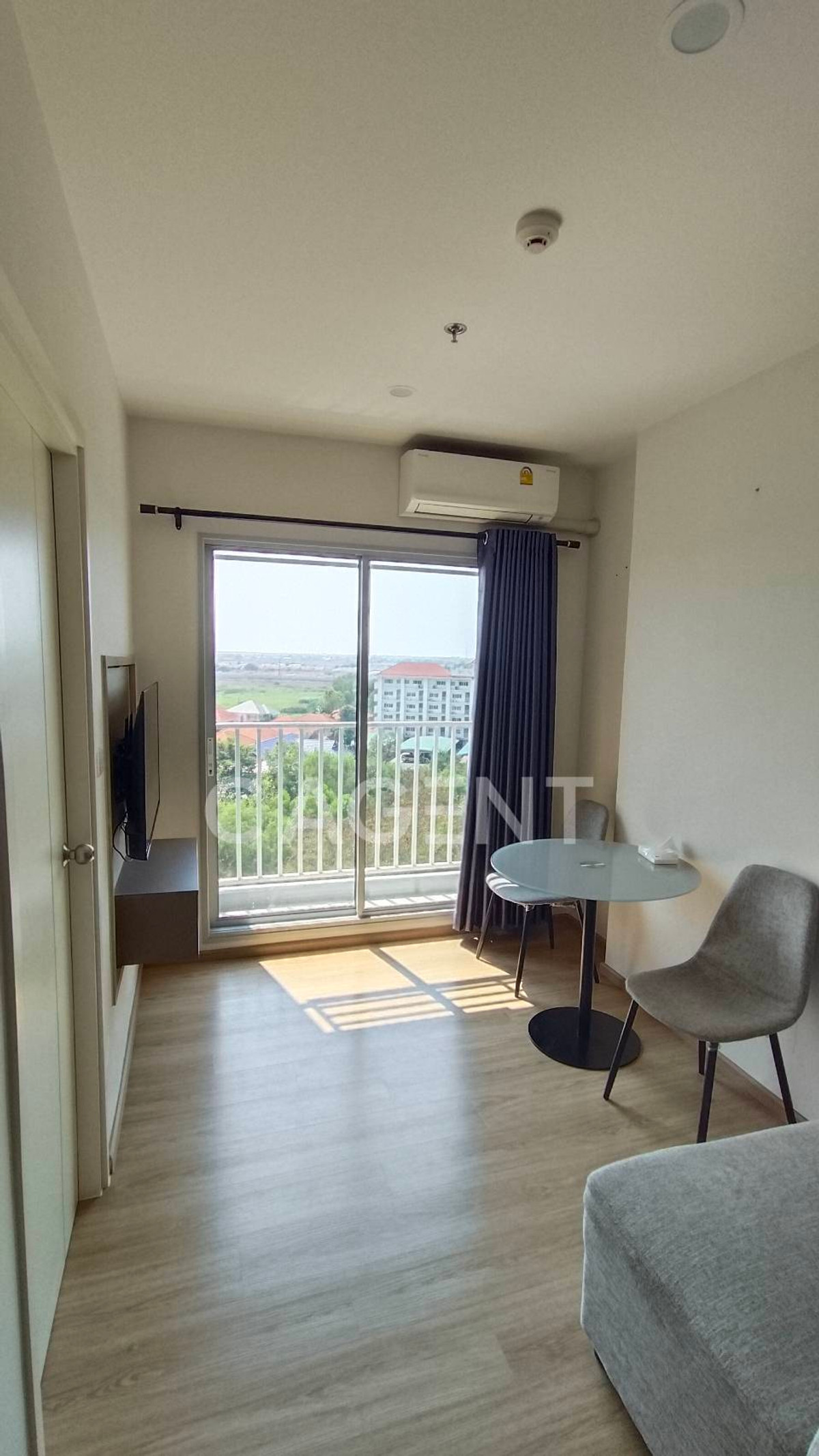 Condo for rent 