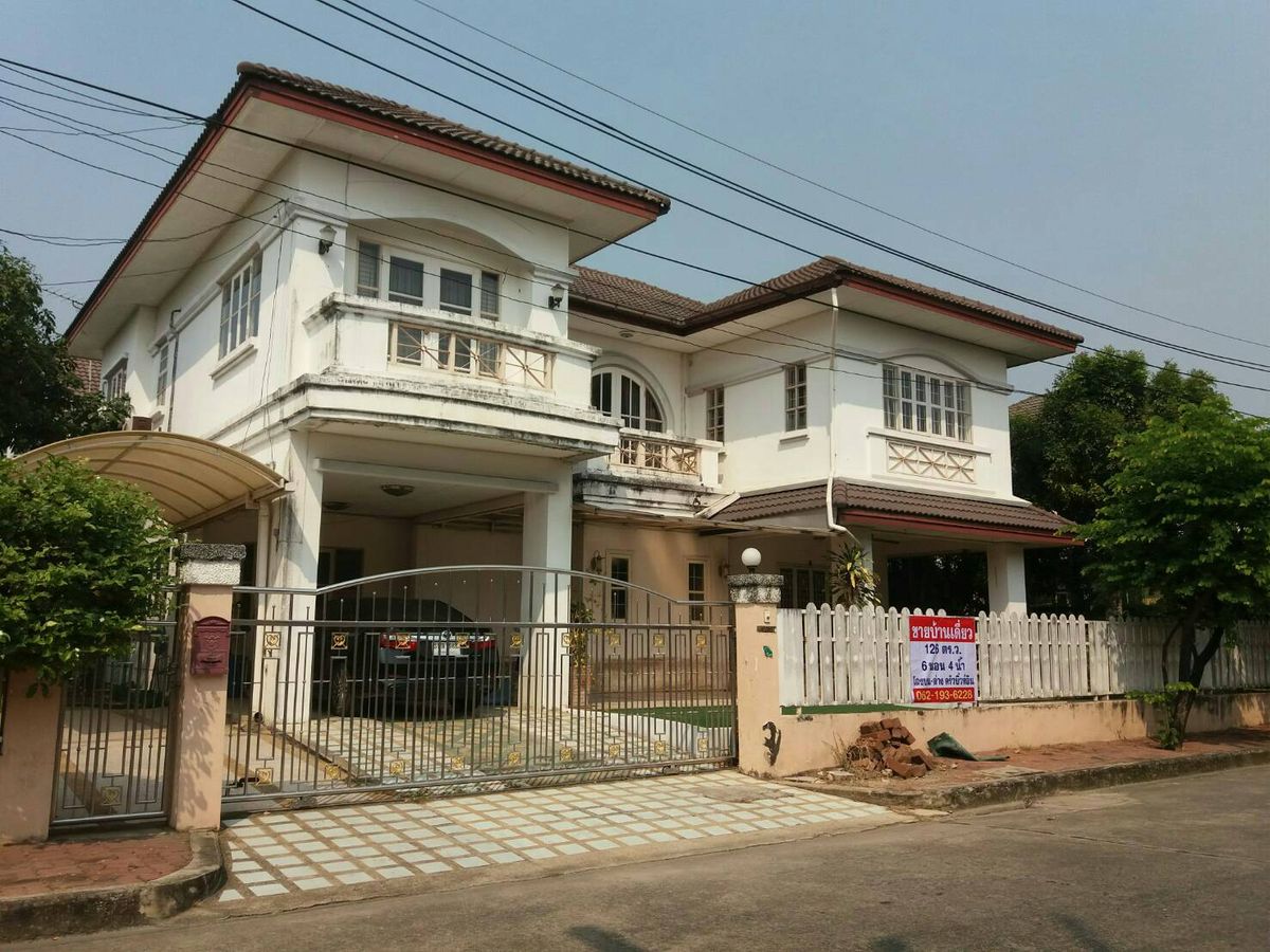 2-story detached house for sale, area 126 square meters, usable area 300 square meters, 6 bedrooms, 4 bathrooms.