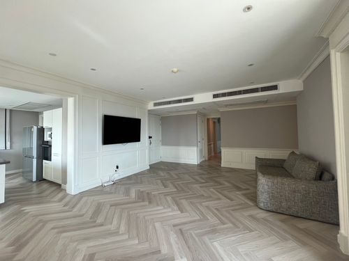 Ready to Move-In ( 3 Bed 170 Sqm) RENT 110,000 THB Negotiable @BTS Thonglor