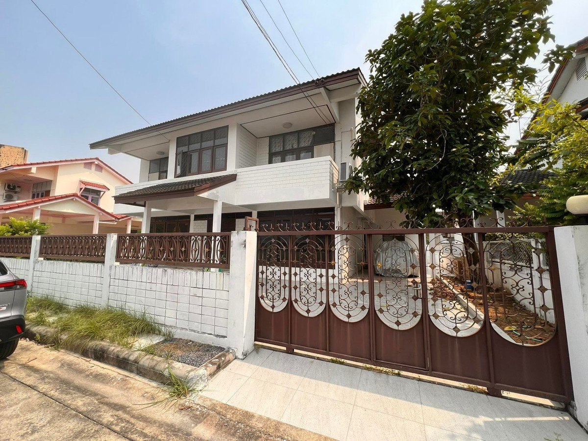 บ้านเดี่ยว 105ตรว. ถนนพหลโยธิน น้ำไม่ท่วม รีโนเวทใหม่ เดิน3นาทีถึงBTS 2ชั้น 5ห้องนอน บ้านเดี่ยว 105ตรว. ถนนพหลโยธิน น้ำไม่ท่วม รีโนเวทใหม่ เดิน3นาทีถึงBTS 2ชั้น 5ห้องนอน
