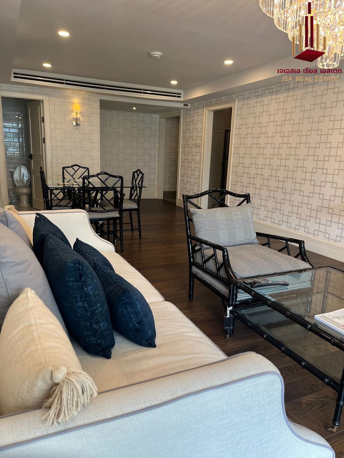 ✨ For Rent: Somkid Gardens Condo ✨ 💰 Only 80,000 THB/month ✨ For Rent: Somkid Gardens Condo ✨ 💰 Only 80,000 THB/month