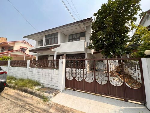 บ้านเดี่ยว 105ตรว. ถนนพหลโยธิน น้ำไม่ท่วม รีโนเวทใหม่ เดิน3นาทีถึงBTS 2ชั้น 5ห้องนอน