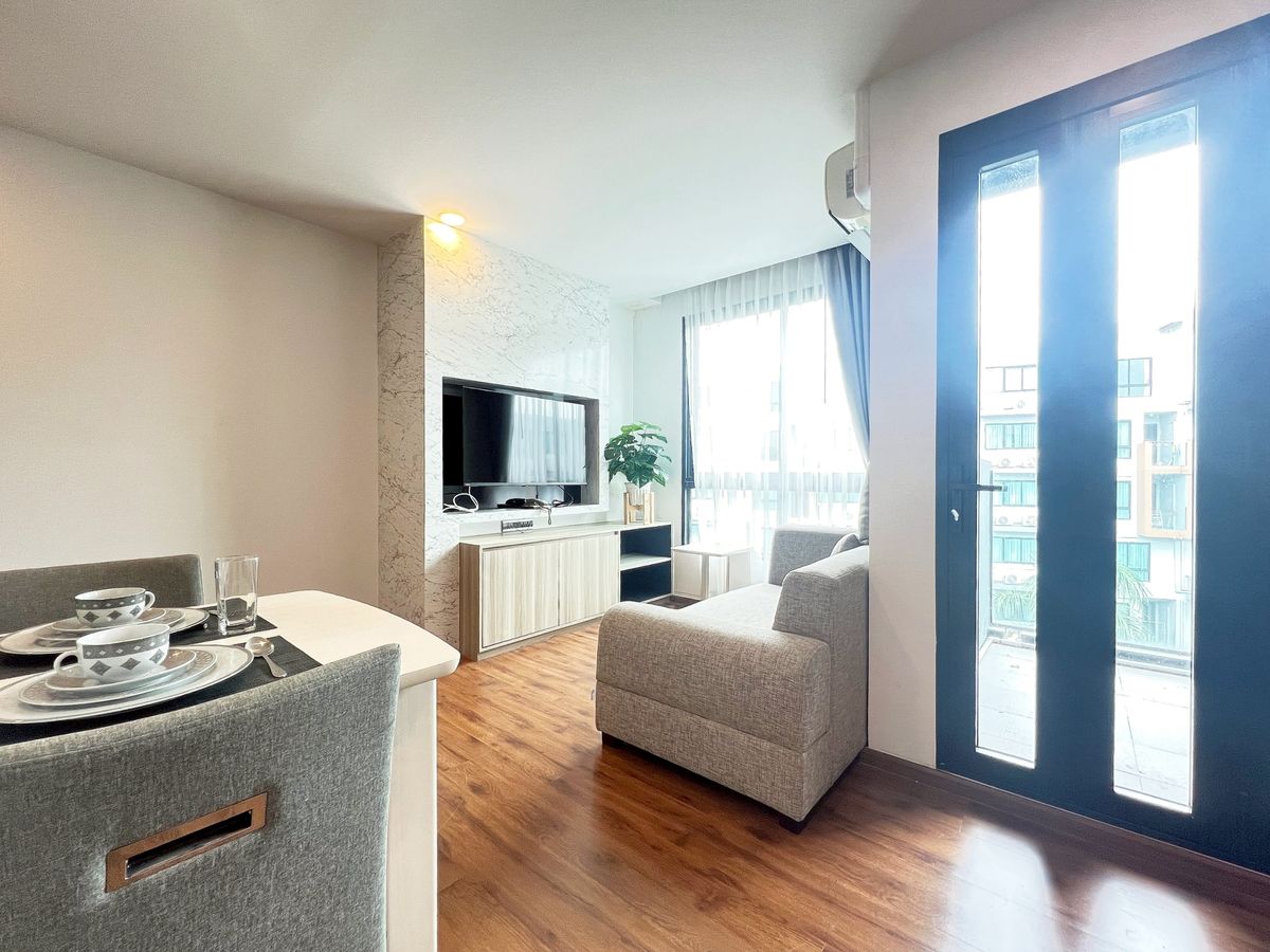 ขาย 1 ห้องนอน Stasia Residence Sriracha วิวสระ ขาย 1 ห้องนอน Stasia Residence Sriracha วิวสระ