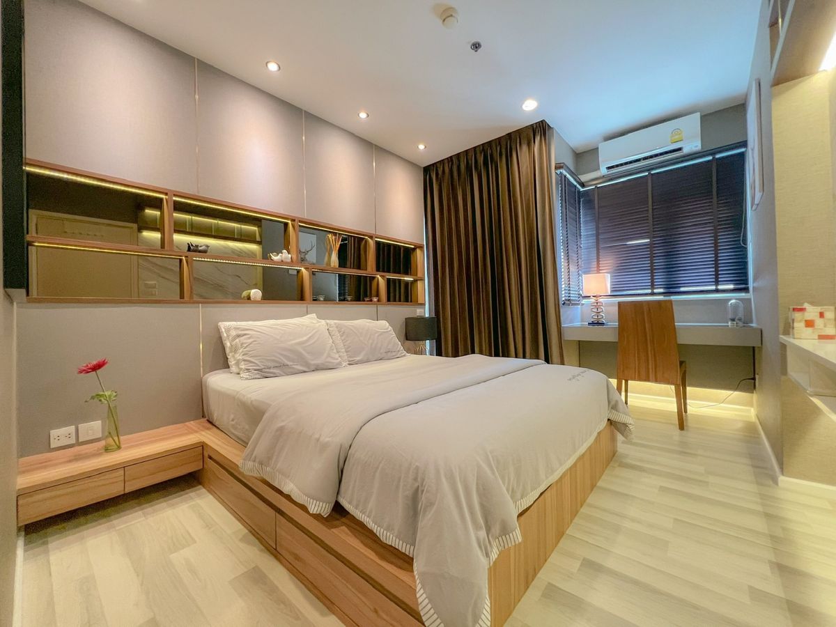 ✨ For Rent: The Key Sathorn - Charoenrat ✨ Only 34,000 THB/month 💰 ✨ For Rent: The Key Sathorn - Charoenrat ✨ Only 34,000 THB/month 💰