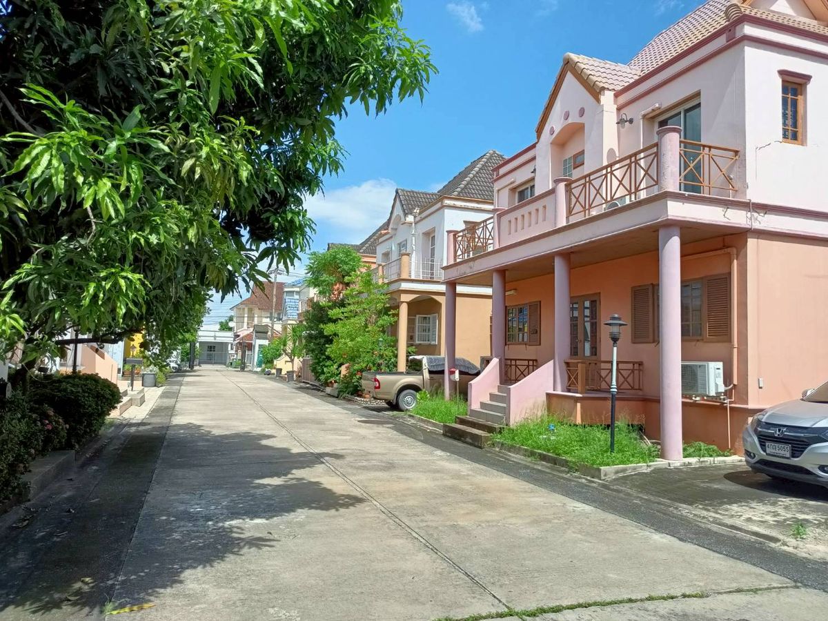 🏡 ขายบ้านเดี่ยว 2 ชั้น หมู่บ้านฟอเรสปาร์ค รามคำแหง 196 – รูปที่ 2