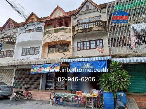 Shophouse, 3 floors, 18 sq m, Rung Rueang Village. Near Udomsuk BTS station Soi Sukhumvit 68, Sanphawut Road, Soi Kusonsin Road, Phra Khanong District, Bangkok