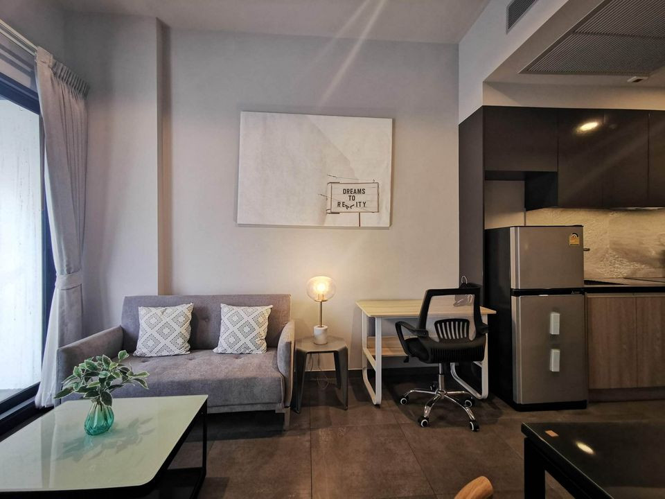 +++เช่าด่วน+++ The Lofts Asoke**1 ห้องนอน 35 ตร.ม.  แต่งครบพร้อมเข้าอยู่ – รูปที่ 2