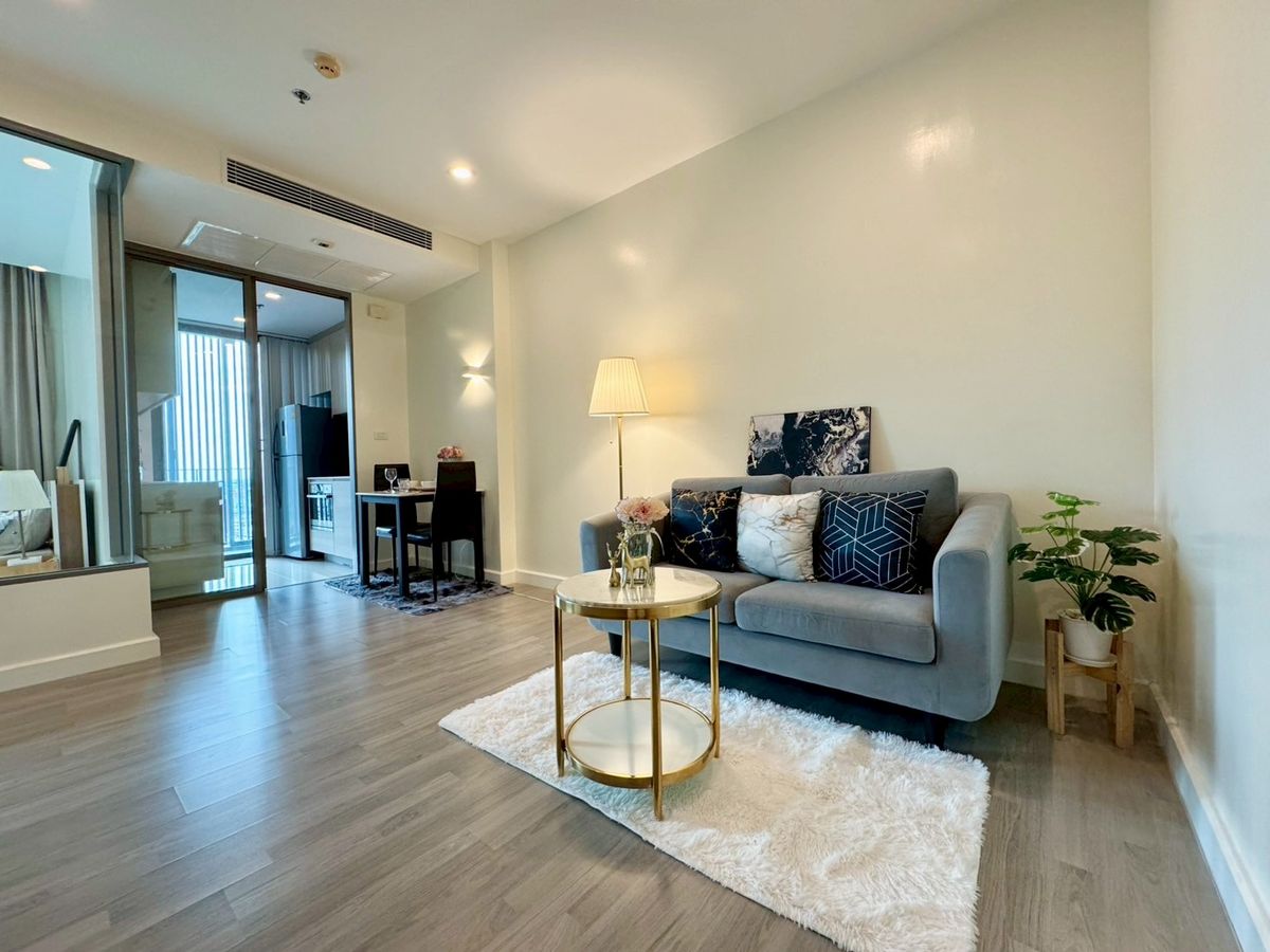 ✨ For Sale: THE ROOM BTS Wongwian Yai – 1 Bedroom, 1 Bathroom | 43.65 sqm | Fully Furnished & Move-in Ready | Ideal for Living or Investment | Close to BTS Wongwian Yai