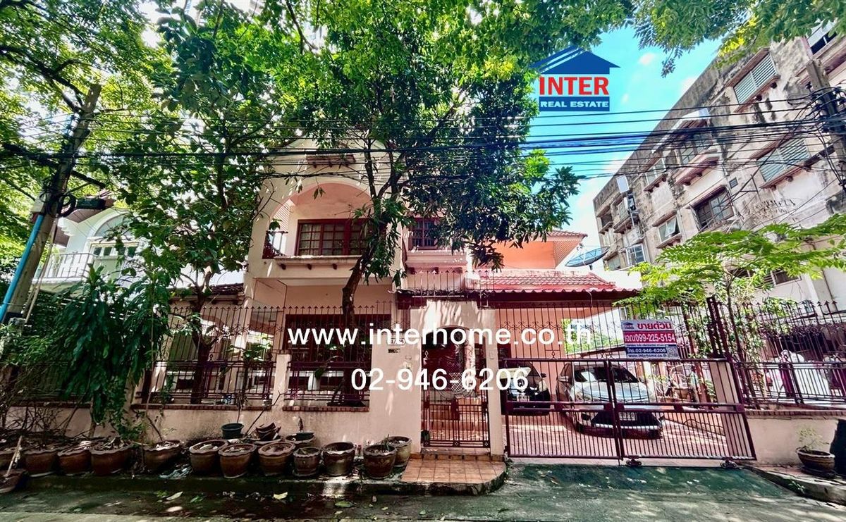 บ้านเดี่ยว 2 ชั้น 59.6 ตร.ว. หมู่บ้านทวีมิตร ซอยทวีมิตร12 (ซอยแยกอสมท.) ถนนพระราม9 ถนนรัชดาภิเษก เขตห้วยขวาง กรุงเทพมหานคร บ้านเดี่ยว 2 ชั้น 59.6 ตร.ว. หมู่บ้านทวีมิตร ซอยทวีมิตร12 (ซอยแยกอสมท.) ถนนพระราม9 ถนนรัชดาภิเษก เขตห้วยขวาง กรุงเทพมหานคร