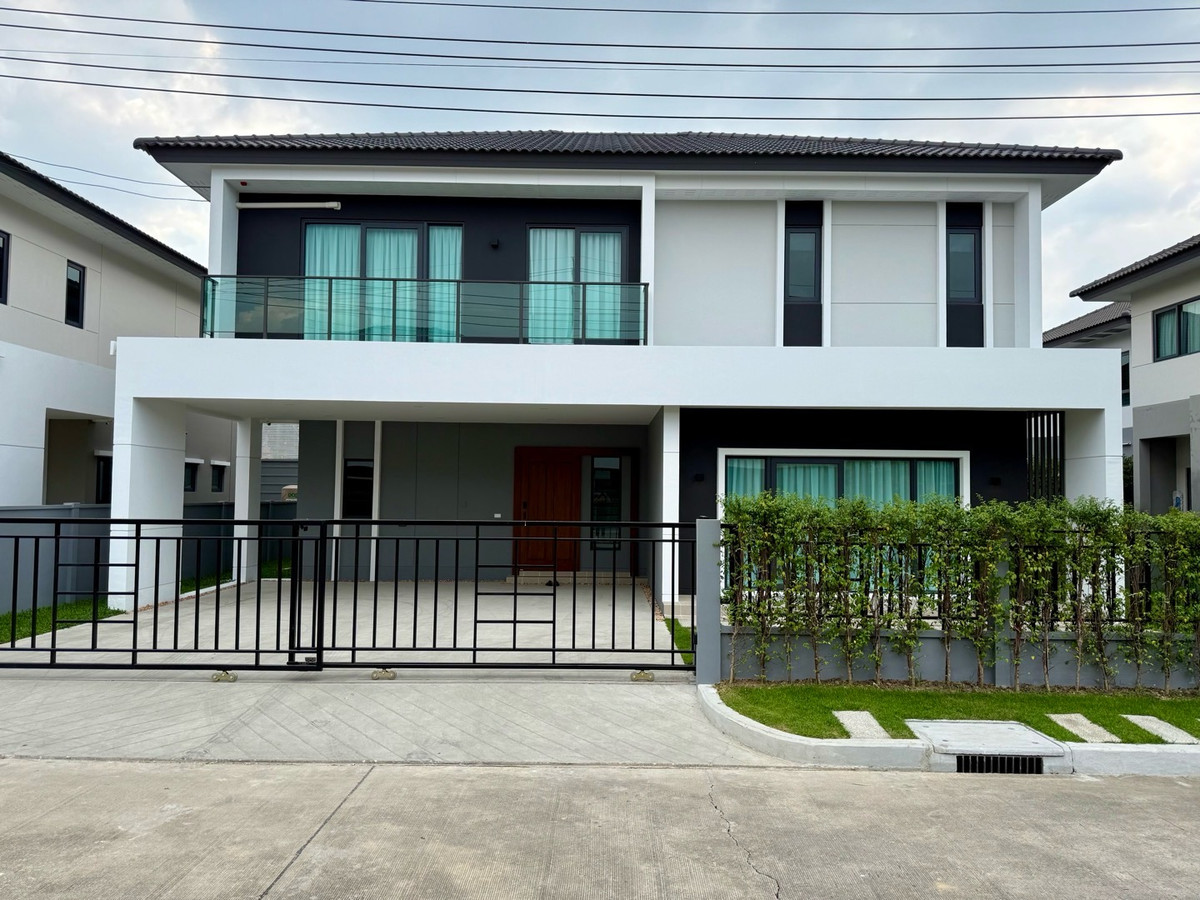 [] ให้เช่า บ้านเดี่ยว โครงการ CENTRO วิภาวดี บ้านใหม่โซนใกล้ Clubhouse บนเนื้อที่ดินใหญ่กว่า 85 ตร.วา พื้นที่ใช้สอยกว่า 274 ตร.ม. พร้อมเข้าอยู่  ใกล้ สนามบินดอนเมือง, รร.นานาชาติ Harrow , รร.พระหฤทัย ,รร.เซนต์ฟรังซีส และ ม.รังสิต – รูปที่ 2