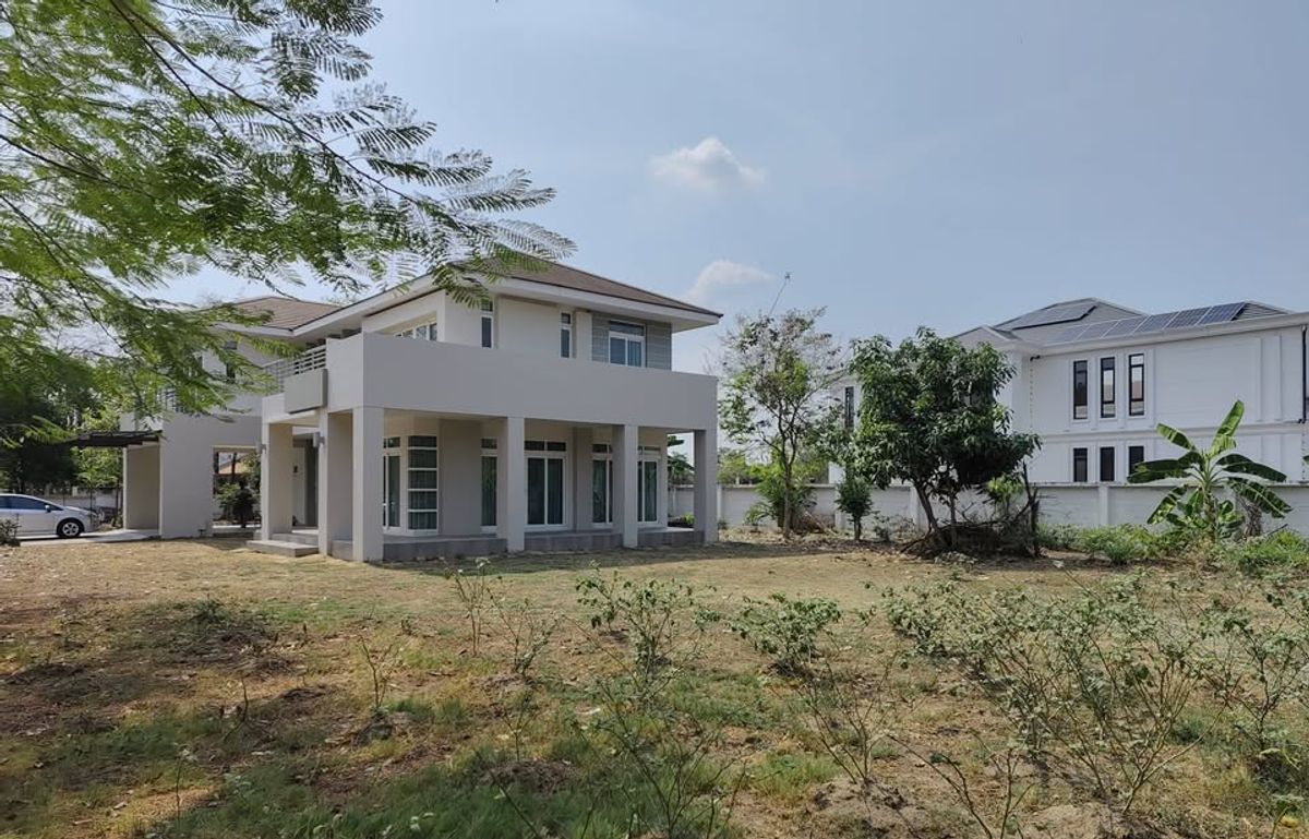 ✨ Luxury Single House at LAKEWOOD VILLAGE KM 18 – 3 Bedrooms, 4 Bathrooms | Fully Furnished & Move-in Ready | Spacious for Large Families | 2–3 Car Parking | Prime Location Near Bang Phli ✨ Luxury Single House at LAKEWOOD VILLAGE KM 18 – 3 Bedrooms, 4 Bathrooms | Fully Furnished & Move-in Ready | Spacious for Large Families | 2–3 Car Parking | Prime Location Near Bang Phli