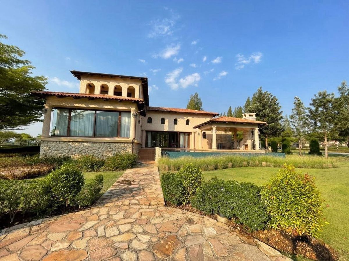 ขายบ้านในสนามกอล์ฟToscana ที่ดินแปลงใหญ่ 2ไร่ วิวกรีน 97ล้าน