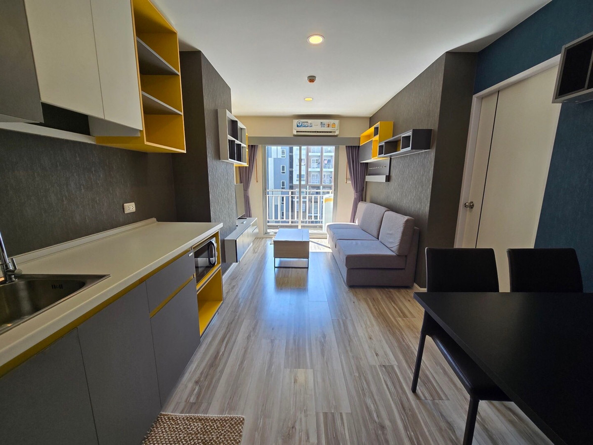 Condo for rent, Plus, next to Lotus, big room, most beautiful view.