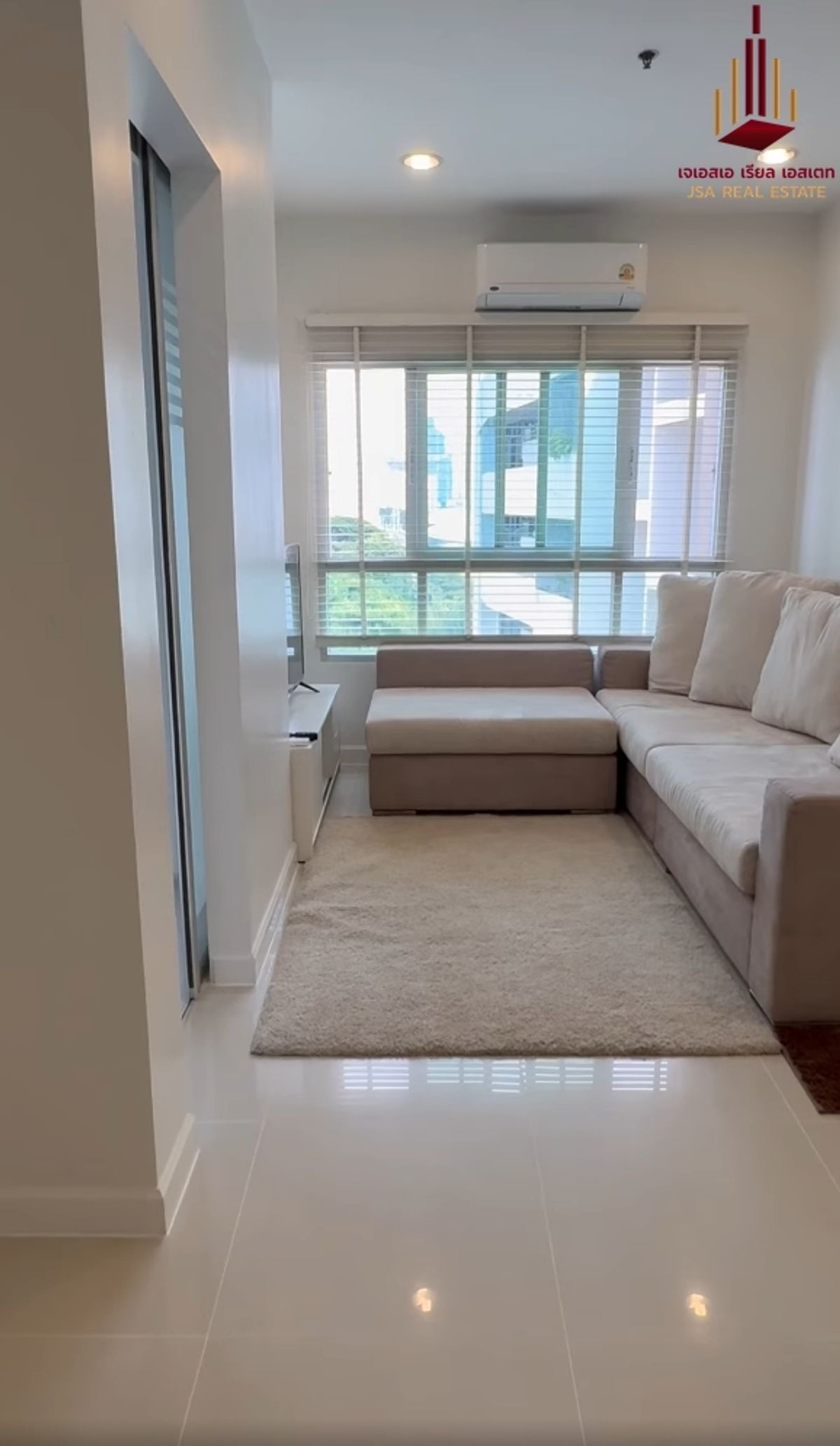 ✨ ให้เช่า Q House Sathorn ✨Only 33,000 THB/MONTH 2B2B ✨ ให้เช่า Q House Sathorn ✨Only 33,000 THB/MONTH 2B2B