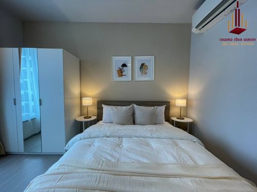 ✨ For  Rent: Life Asoke - Rama 9 Condo ✨  💰 Only 19,000 THB/month