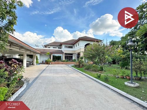 Single house for sale Golden Place Village, Watcharapol (Golden Place), Bangkok, ready to move in.