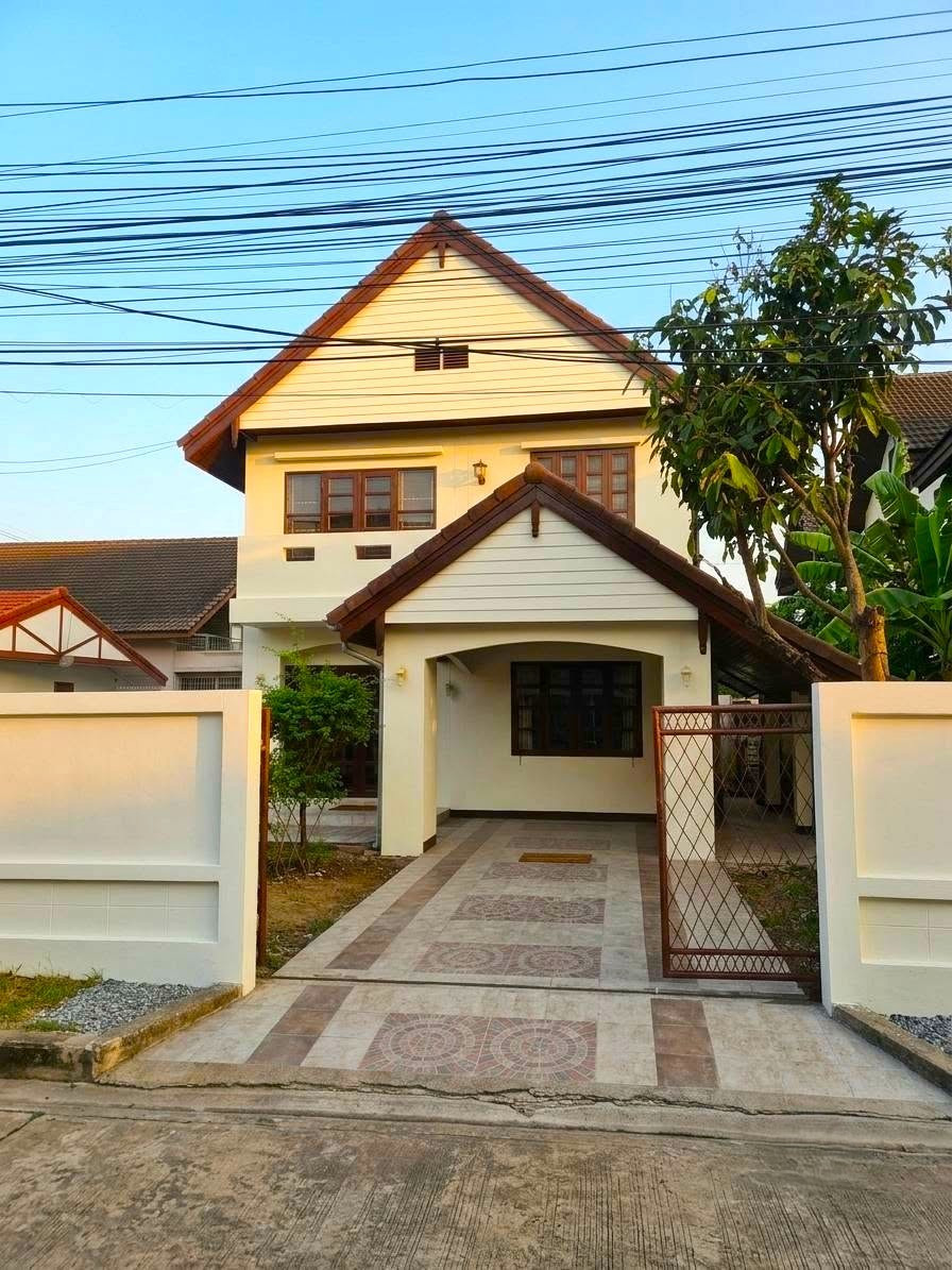 บ้านเดี่ยว ถนนสามัคคี รีโนเวทใหม่ทั้งหลัง พร้อมอยู่! พื้นที่กว้างขวาง บรรยากาศโปร่งสบาย  