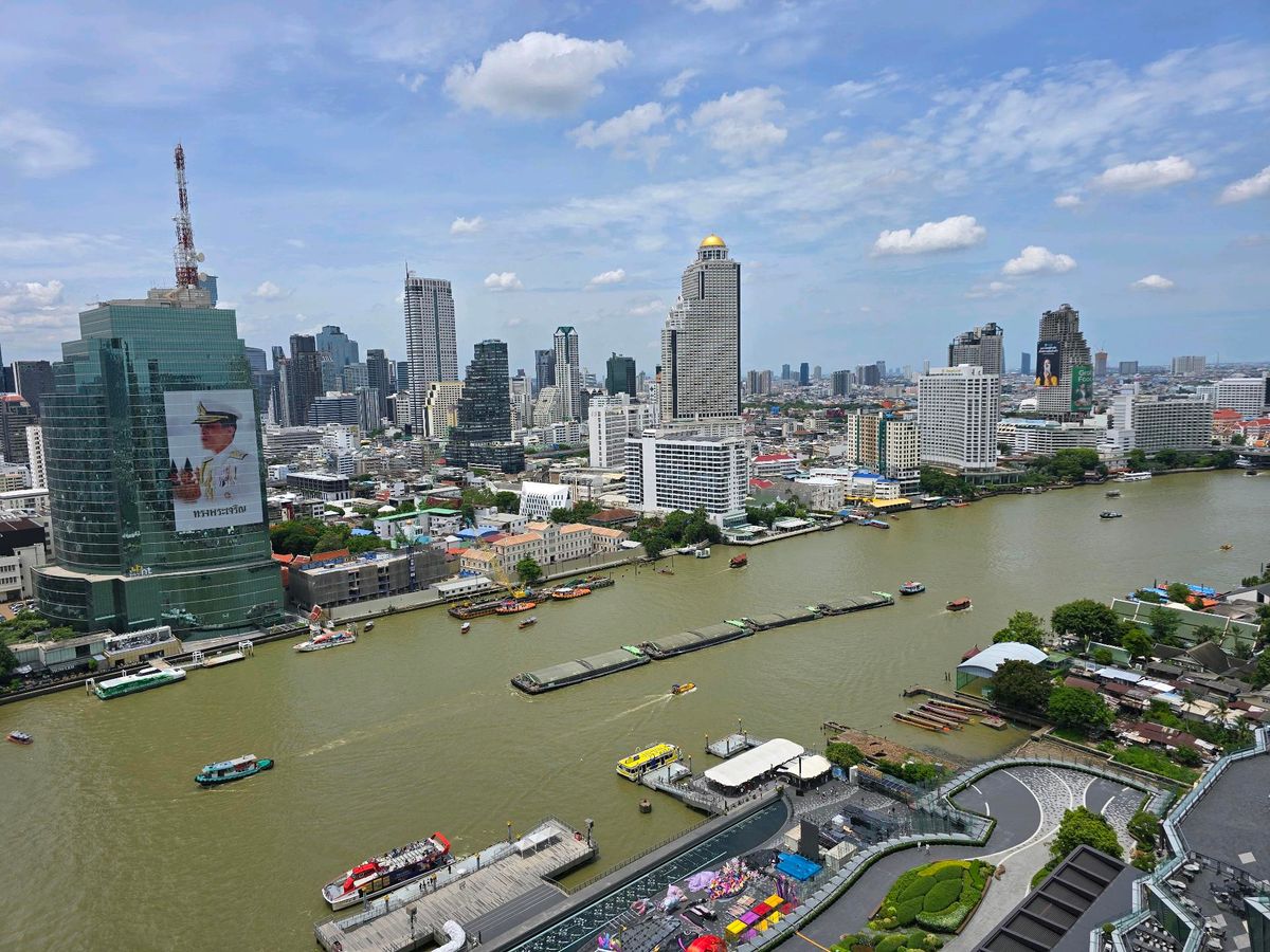 Sale 1 Bed 80 sqm. 25.5 million, View Saphan Taksin side, Very rare. Sale 1 Bed 80 sqm. 25.5 million, View Saphan Taksin side, Very rare.
