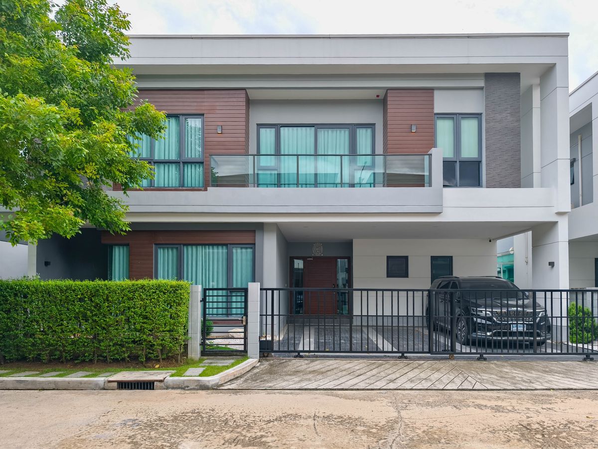 ขาย บ้านเดี่ยว Modern Luxury THE CITY สุขุมวิท–อ่อนนุช พร้อม Solar Cell ขาย บ้านเดี่ยว Modern Luxury THE CITY สุขุมวิท–อ่อนนุช พร้อม Solar Cell