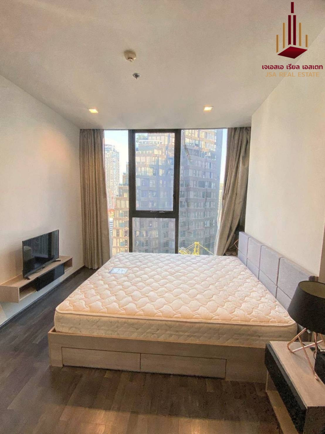  ✨ For Rent: The Line Asoke - Ratchada  Condo ✨  💰 Only 30,000 THB/month