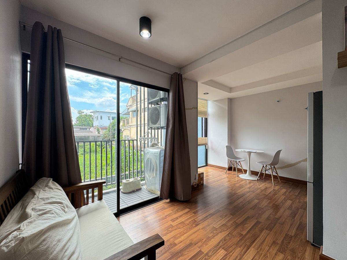 Rare Open View! Super Value Deal!! Fully Furnished 2-Bedroom Condo for Sale at G Haus Condo Santikham 4, Opposite Imperial World Samrong, Near BTS Bearing