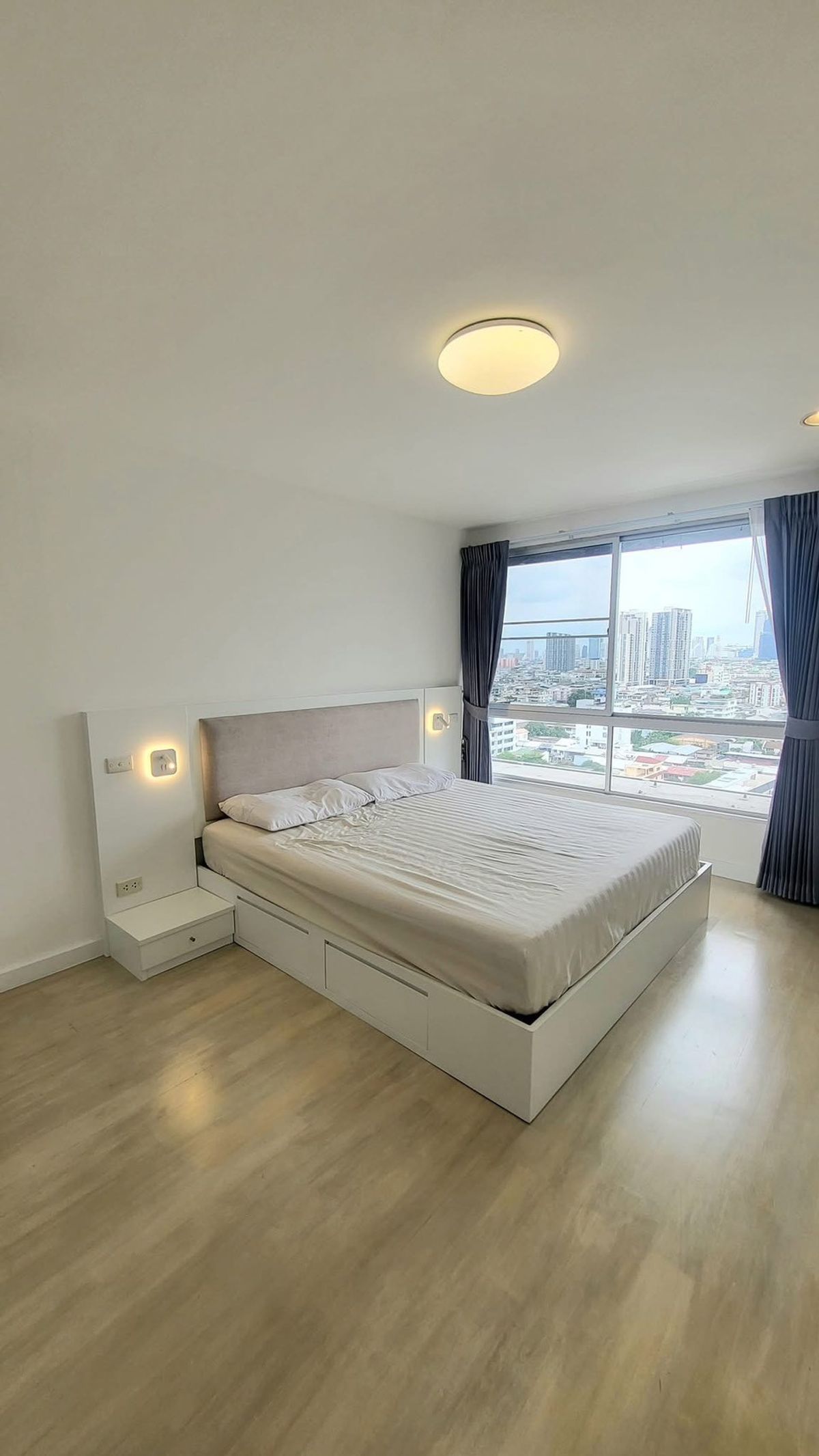 ST318 ให้เช่า คอนโด Bangkok Garden ซ.นราธิวาสราชนครินทร์ 24 คอนโดห้องใหญ่ พื้นที่ใช้สอยกว้างขวาง ใจกลางย่านพระราม 3 ST318 ให้เช่า คอนโด Bangkok Garden ซ.นราธิวาสราชนครินทร์ 24 คอนโดห้องใหญ่ พื้นที่ใช้สอยกว้างขวาง ใจกลางย่านพระราม 3