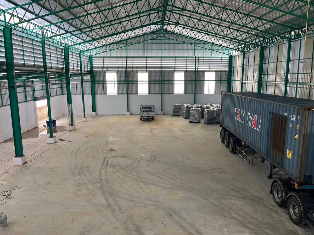 ปล่อยเช่า 🏭 โรงงาน + ออฟฟิศ 2 ชั้น 📏 พื้นที่ 1,000 ตรม 🚛 รถใหญ่เข้าออกได้ทุกชนิด ⛳  พระรามสอง ขาออก กม 42 สมุทรสาคร – รูปที่ 2