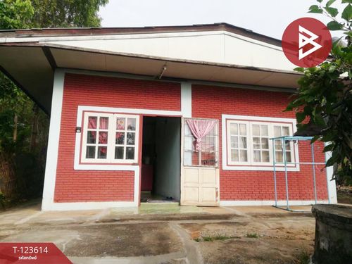 Single house for sale with land, area 129 square meters, Phan District, Chiang Rai.