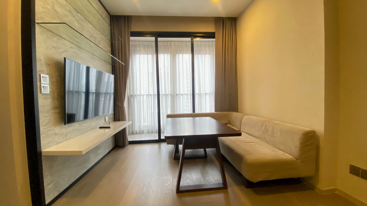 1+1 bed 1 bath 46 sqm condo at Ashton Asoke for rent 40,000THB per month, Sukhumvit Soi 21, Asoke BTS station 1+1 bed 1 bath 46 sqm condo at Ashton Asoke for rent 40,000THB per month, Sukhumvit Soi 21, Asoke BTS station