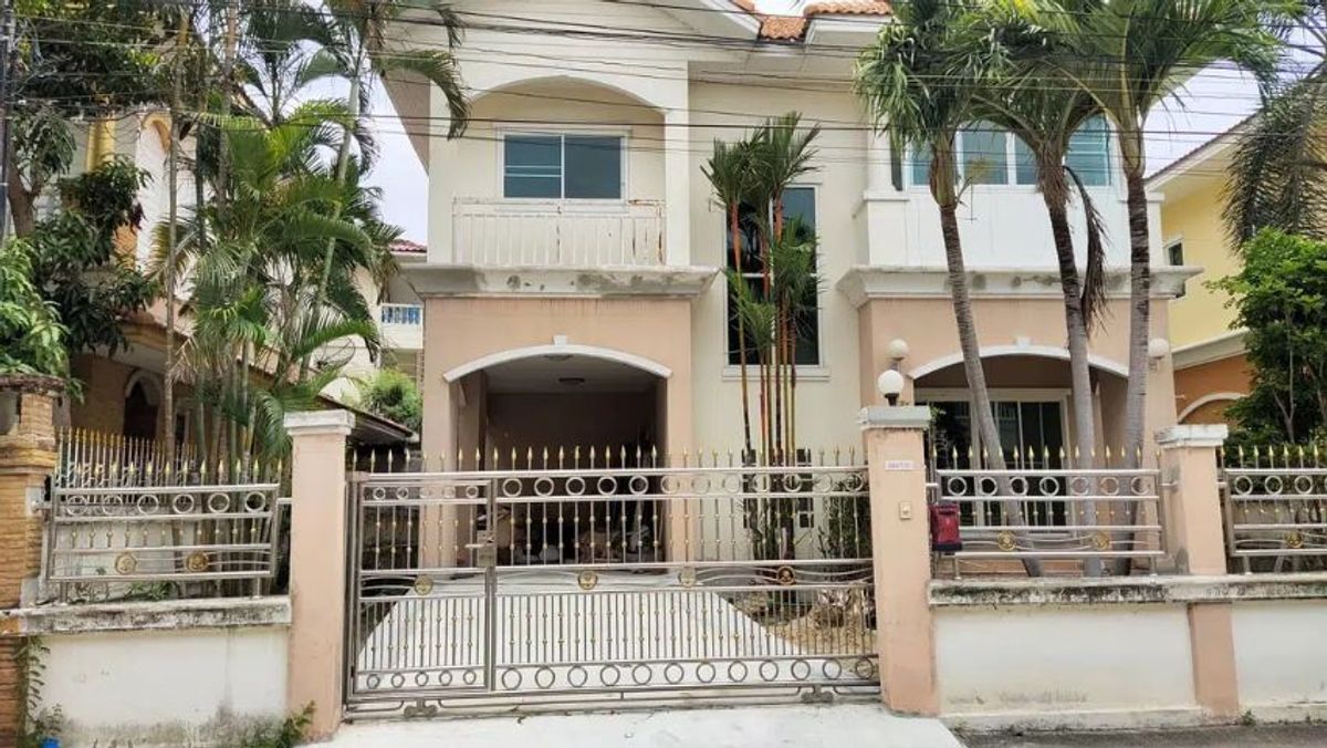 (Code SM1511) House for sale, Kittinakorn greenville project, Kittinakorn Greenville, near Chomchun Market.
