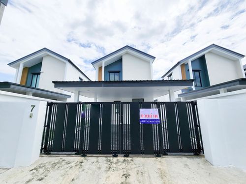 Modern 2-Storey Detached House | Brand New | 3 Bedrooms, 3 Bathrooms | 210 sq.m. Usable Area | Ruan Kuea Village, Thawi Watthana