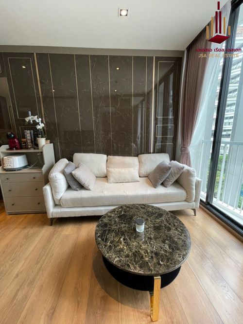 ✨ For Sale: Park Origin Phrom Phong Condo ✨ 💰 Only 10,900,000 THB