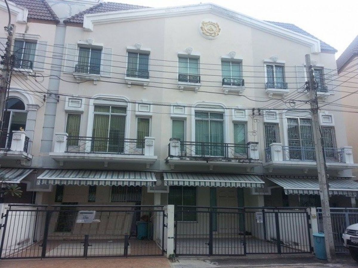 ขาย ทาวน์เฮ้าส์ 20 ตร.ว. ทำเลดี ใกล้อเวนิว บ้านประเสริฐมนูกิจ 25
