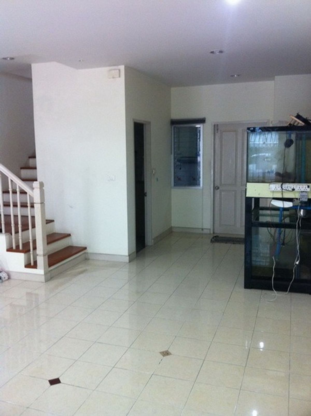 ขาย ทาวน์เฮ้าส์ 20 ตร.ว. ทำเลดี ใกล้อเวนิว บ้านประเสริฐมนูกิจ 25 – รูปที่ 2