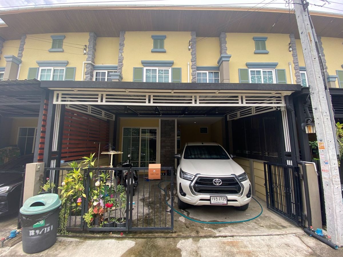 (รหัส SM1516) ขายบ้านโครงการ Golden town 2 onnut - pattanakarn โกลเด้น ทาวน์ 2 อ่อนนุช - พัฒนาการ พร้อมเฟอร์นิเจอร์และเครื่องใช้ไฟฟ้าครบ