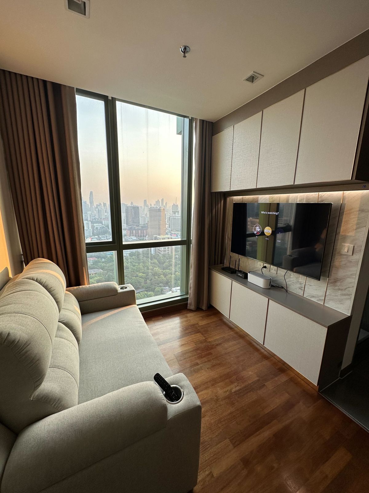 [] Wish Signature midtown siam 6.4 MB Private Lift ชั้น 44 ทิศใต้ วิวสวน